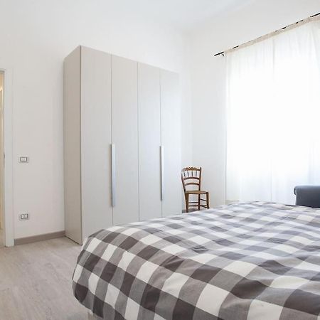 Appartamento 2 Camere Da Letto Al Politeama Palermo Exteriör bild