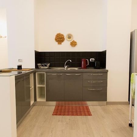 Appartamento 2 Camere Da Letto Al Politeama Palermo Exteriör bild